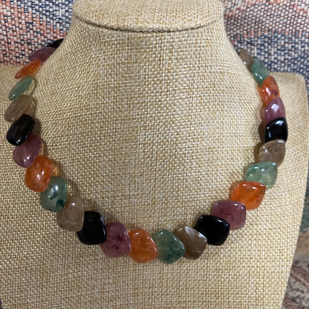 Vintage Avon Polished Spectrum Lucite Multicolor necklace  . Very Unique